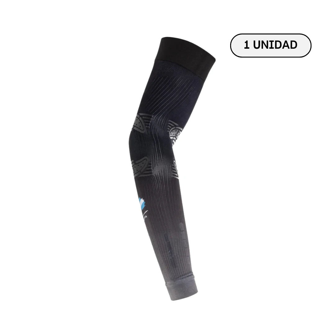 Floky No Strain X Tapia Cuff