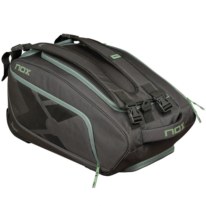 Bolsa para raquete de padel Nox AT10 Competition com rodas